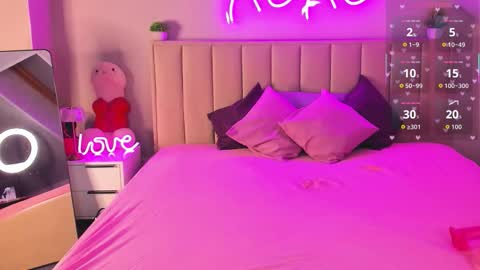 kimberlly_smith online show from March 8, 11:52 pm