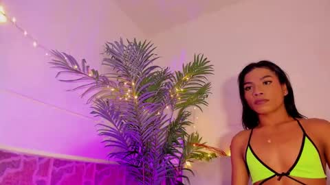 kimberly gonzalez online show from December 10, 3:30 am