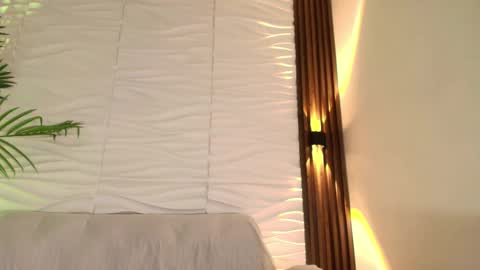 kimberly gonzalez online show from October 8, 3:26 am