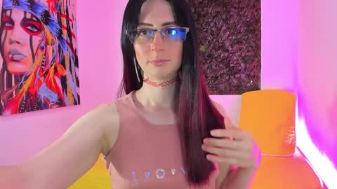 Snapshot of kimberly_thonson chatting on February 7, 9:48 pm kimberly_thonson online show from February 7, 9:48 pm