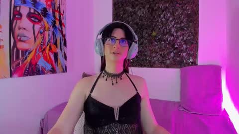 Snapshot of kimberly_thonson chatting on February 21, 3:23 am kimberly_thonson online show from February 21, 3:23 am