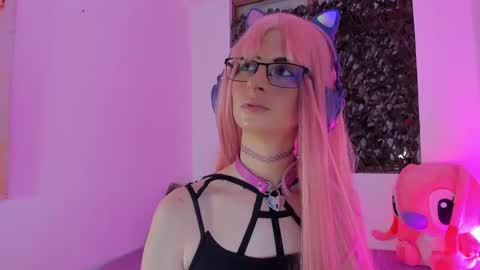 Snapshot of kimberly_thonson chatting on March 2, 12:42 am kimberly_thonson online show from March 2, 12:42 am