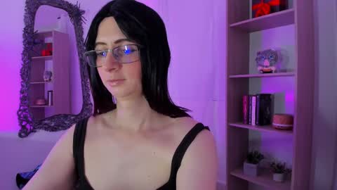 Snapshot of kimberly_thonson chatting on November 15, 3:30 pm kimberly_thonson online show from November 15, 3:30 pm