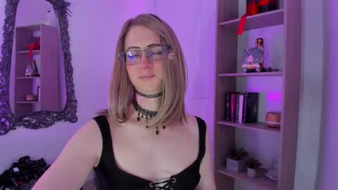 Snapshot of kimberly_thonson chatting on November 29, 3:37 pm kimberly_thonson online show from November 29, 3:37 pm