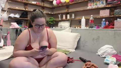 Snapshot of kimberlycaprice chatting on February 26, 11:52 am kimberlycaprice online show from February 26, 11:52 am