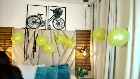 kimberlyfox_t online show from March 20, 12:10 pm