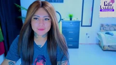 Snapshot of kimberlygati2 chatting on February 7, 7:38 pm Kimberly Polizzi online show from February 7, 7:38 pm