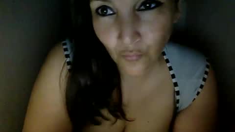 Snapshot of kimberlylynn chatting on January 26, 10:55 am KimberlyLynn online show from January 26, 10:55 am