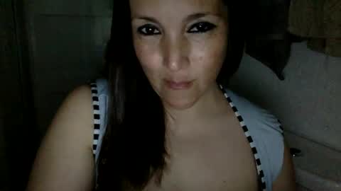 Snapshot of kimberlylynn chatting on February 23, 2:57 pm KimberlyLynn online show from February 23, 2:57 pm