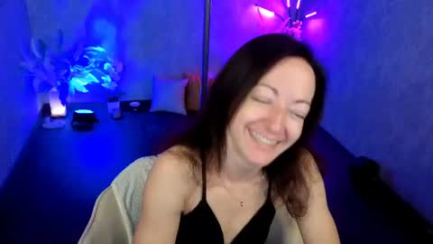 Snapshot of kimberlyray777 chatting on July 9, 5:33 am Kimberly online show from July 9, 5:33 am