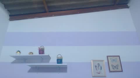 Kim  online show from January 8, 6:43 pm