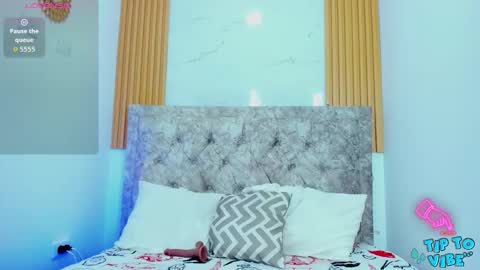 Snapshot of kimdavies chatting on January 17, 7:50 pm KAREN online show from January 17, 7:50 pm