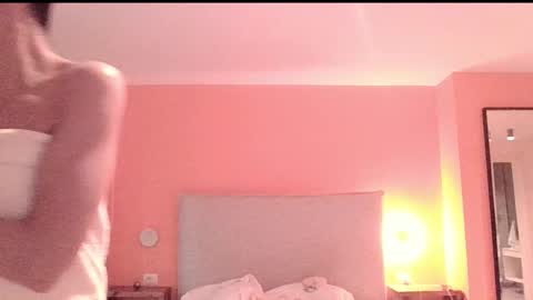 Snapshot of kimdiamondz chatting on January 14, 10:10 am Kim online show from January 14, 10:10 am