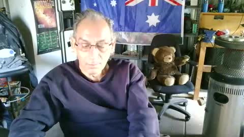 Snapshot of kimintheshed chatting on May 2, 8:41 am kimintheshed online show from May 2, 8:41 am