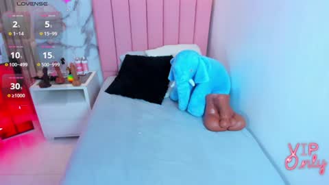 KIM online show from June 18, 3:07 am