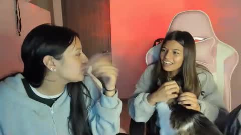 Snapshot of kimmi_foxy chatting on November 25, 11:05 pm kimmi online show from November 25, 11:05 pm