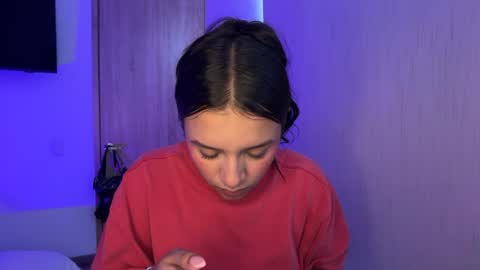 Snapshot of kimmi_foxy chatting on June 18, 8:57 pm kimmi online show from June 18, 8:57 pm