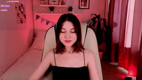 Snapshot of kimmie_shine chatting on October 17, 8:28 am Your Kimmie follow me online show from October 17, 8:28 am