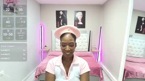 Snapshot of kimmturner chatting on November 18, 12:53 pm Kim online show from November 18, 12:53 pm