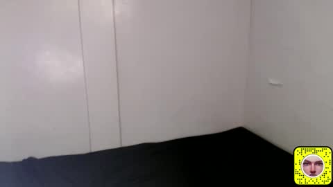 Snapshot of kimmy_fuckinggreat chatting on December 9, 7:06 am kim ejara online show from December 9, 7:06 am