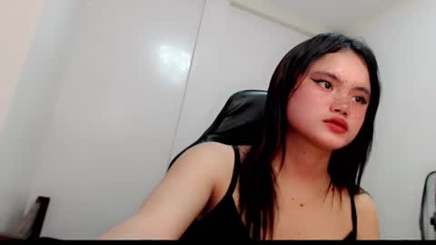 Snapshot of kimmy_fuckinggreat chatting on February 27, 6:50 am kim ejara online show from February 27, 6:50 am