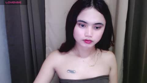 Snapshot of kimmy_fuckinggreat chatting on November 21, 5:17 am kim ejara online show from November 21, 5:17 am