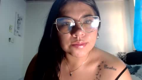 Snapshot of kimmy_kimmy_ chatting on July 23, 4:49 pm Kimmy online show from July 23, 4:49 pm