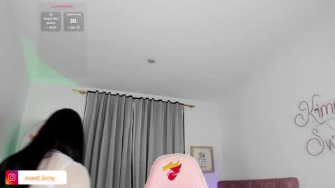 Snapshot of kimmy_sweet_ chatting on December 7, 2:53 am Kimmy online show from December 7, 2:53 am