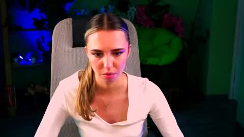 kimporins online show from April 15, 12:45 pm