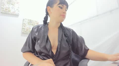 Kim Thompson online show from January 25, 3:52 pm