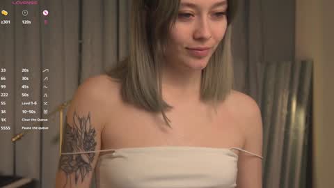 Snapshot of kina_ka chatting on January 27, 3:26 am kina_ka online show from January 27, 3:26 am