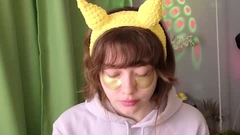 Snapshot of kina_ka chatting on October 5, 5:39 am kina_ka online show from October 5, 5:39 am