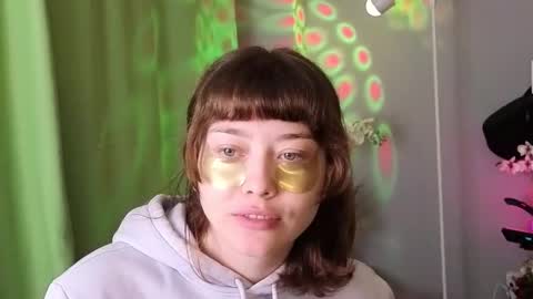 Snapshot of kina_ka chatting on October 14, 8:37 am kina_ka online show from October 14, 8:37 am