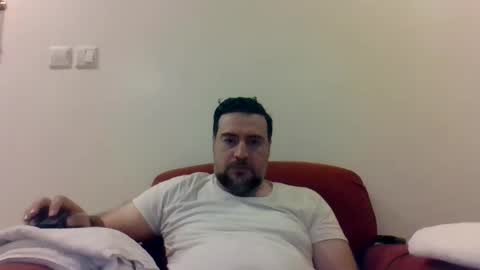 Snapshot of kind_man_bisho chatting on December 5, 8:33 am Bisho online show from December 5, 8:33 am