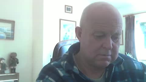 kindahairy4u online show from October 27, 9:46 am