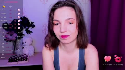 Hazel online show from March 24, 8:03 pm