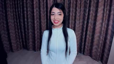 Snapshot of kindraevert chatting on November 16, 5:57 am Megan online show from November 16, 5:57 am