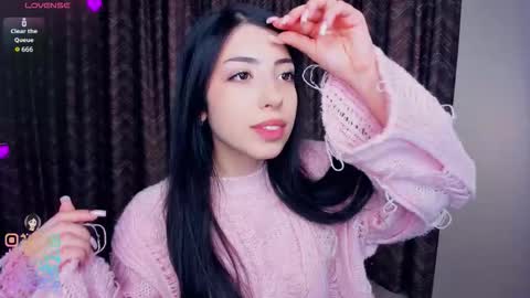 Snapshot of kindraevert chatting on November 22, 4:33 am Megan online show from November 22, 4:33 am