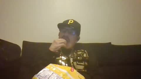 Snapshot of king761987 chatting on September 19, 3:19 am king761987 online show from September 19, 3:19 am