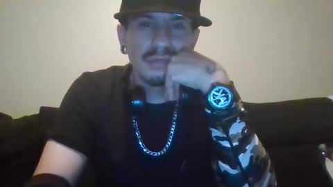 Snapshot of king761987 chatting on October 7, 10:56 am king761987 online show from October 7, 10:56 am