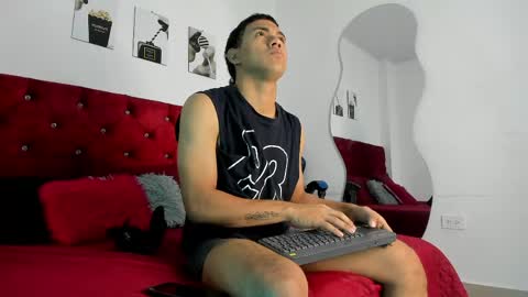 Snapshot of king_ares1 chatting on May 8, 11:04 am king_ares1 online show from May 8, 11:04 am