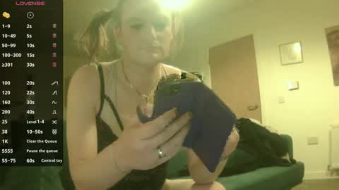 Aidan online show from April 8, 8:31 pm