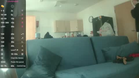 Aidan online show from April 17, 3:26 pm