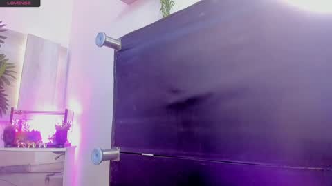 king voy online show from September 25, 8:23 pm