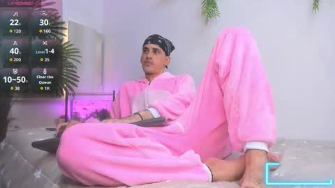 king voy online show from October 12, 8:19 pm