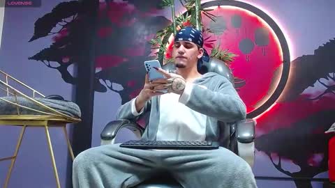 king voy online show from November 13, 8:52 pm