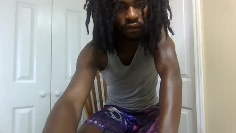 Snapshot of kingalmighty01 chatting on October 21, 12:39 pm King Almighty01 online show from October 21, 12:39 pm