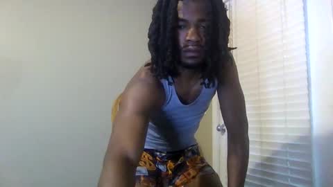 Snapshot of kingalmighty01 chatting on December 18, 2:01 pm King Almighty01 online show from December 18, 2:01 pm