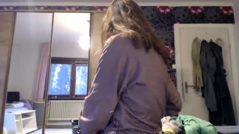 sexysexyhotwetpinkredpussy online show from June 27, 9:20 pm