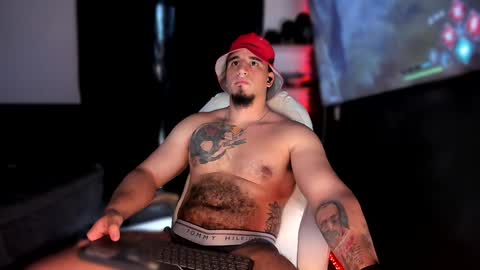 King Bear online show from December 19, 12:02 am